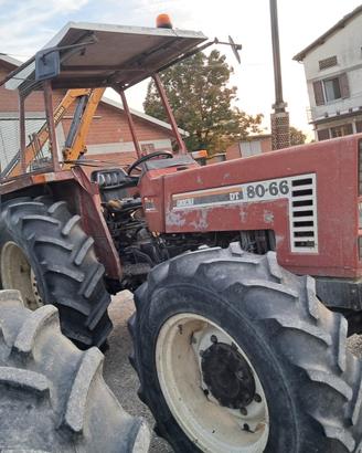 Trattore Fiat 8066