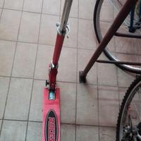 Nr. 2 monopattini Adulti / Ragazzi. Tel.3924002932