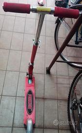 Nr. 2 monopattini Adulti / Ragazzi. Tel.3924002932