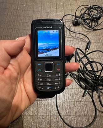 Nokia 1680  funzionante con accessori originali