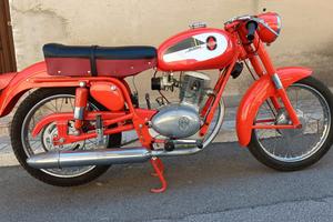 Gilera 98 Giubileo +Gilera 98 +  lotto ricambi