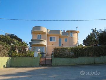 Villa a Partinico, Contrada Valguarnera