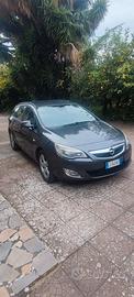 Opel Astra j sportstourer 1.7 cdti