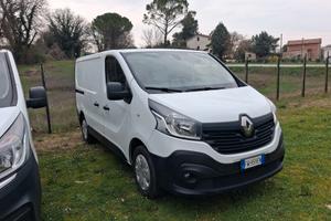 RENAULT TRAFIC DOPPIA PORTA LATERALE SCORREVOLE