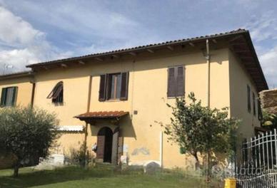 Appartamento ad Pistoia (PT)