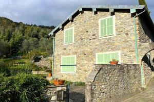 Rustico / Casale di 205 m² con più di 5 locali a C