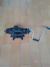 Cric per automobile