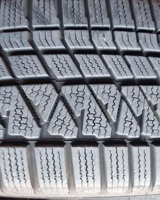 Gomme auto 255/45 R20 105V KUMHO
