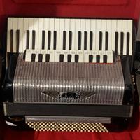 Fisarmonica Fias Stradella con Cassotto+Amplificat
