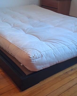 Letto giapponese completo di tatami e futon