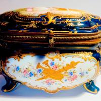 Portagioie porcellana Sevres Chateau des Tuileries