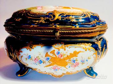 Portagioie porcellana Sevres Chateau des Tuileries