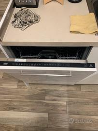Lavastoviglie Beko Din 59530 50€