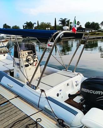 Gommone 7 metri f. t. mercury 150 cv con carrello