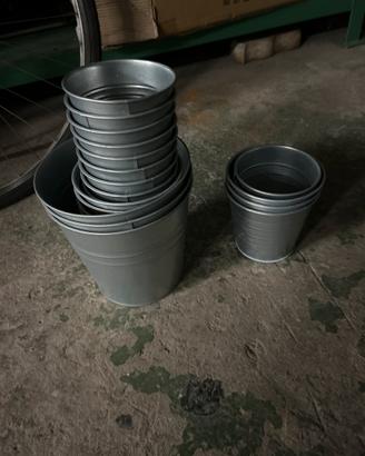 Vaso in metallo zincato