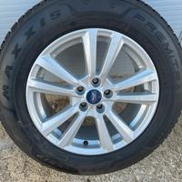 Cerchi completi di gomme invernali 17”x5 Ford