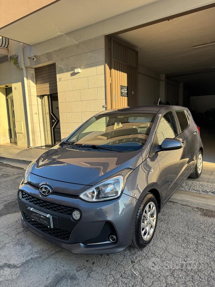 HYUNDAI i10 2ª serie
