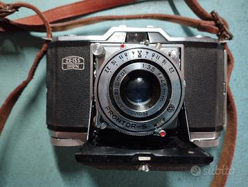 Macchina fotografica da collezione