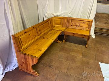 Panca angolare pino massello con tavolo e 2 sedie