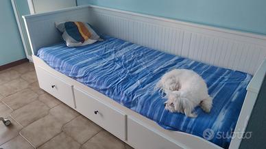 letto divano Hemnes IKEA 