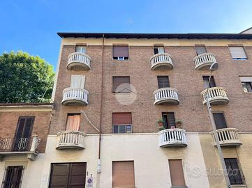 3 LOCALI A TORINO