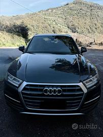 Audi Q5 SLine ( Tagliandi regolari officine Audi )