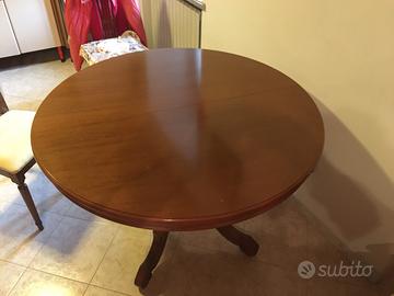 Tavolo apribile con 4sedie