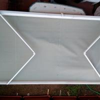 tenda da sole con cassonetto a braccia 