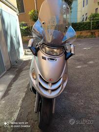 Kymco Dink 200