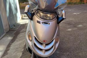 Kymco Dink 200