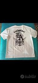 T-shirt taglia L