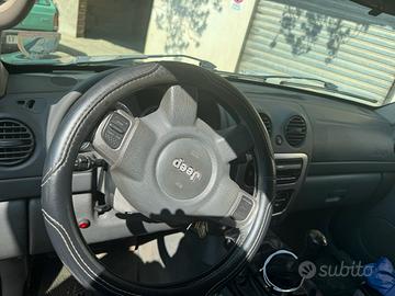 Jeep Cherokee kj 2.8