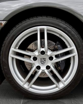 CERCHI GOMMATI 19”originali PORSCHE 911 CARRERA4,