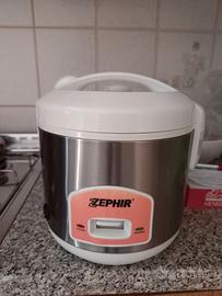 Cuociriso e vaporiera elettrica