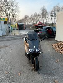 Yamaha Tmax 530