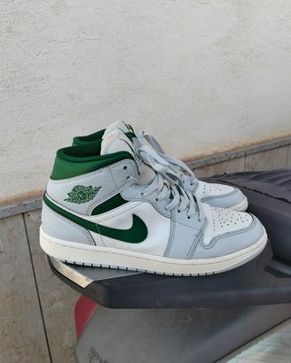 Air Jordan 1 Mid White/Grey