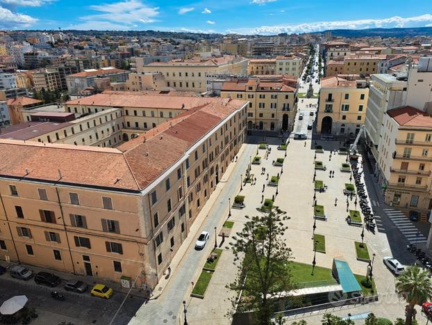 2 camere in piazza castello