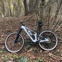 MTB Cube Stereo 150R taglia L come nuova