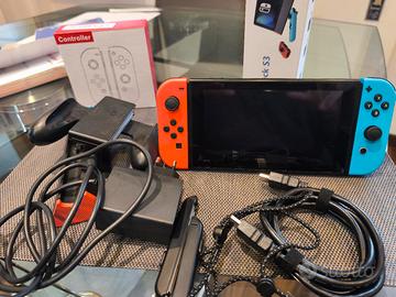 Nintendo switch 1 con accessori.