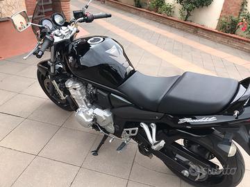 Suzuki Bandit Gsf 650 k8