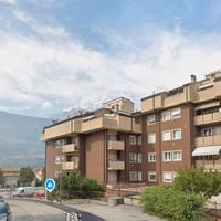 AMPIO GARAGE di comodi accessi e ampie corsie