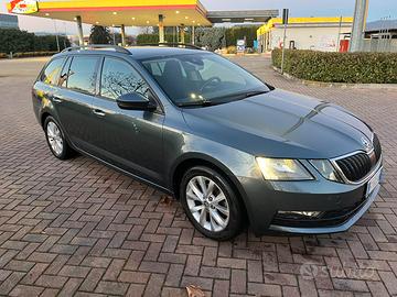 Skoda octavia 1.6 tdi dsg executive gancio traino