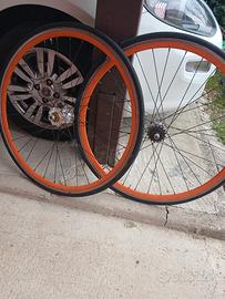 ruote da bicicletta di corsa