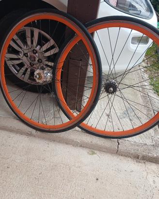 ruote da bicicletta di corsa