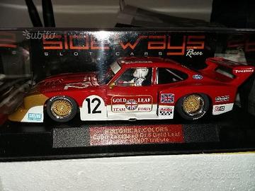 Slot car Sideways Ford Capri Gr. 5 Gold Leaf Nuova