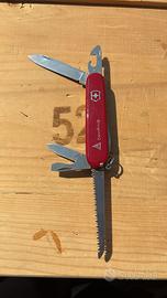 Victorinox camping