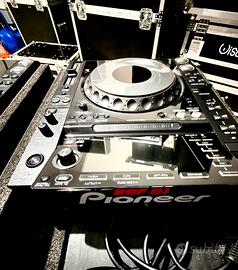 Pioneer CDJ 2000 Nexus