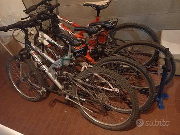 Bicicletta Mountain Bike