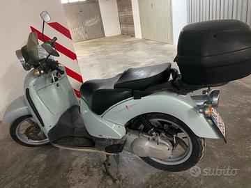 scarabeo 150