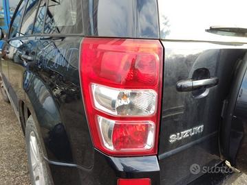 Fanale posteriore sx SUZUKI GRAND VITARA 2006